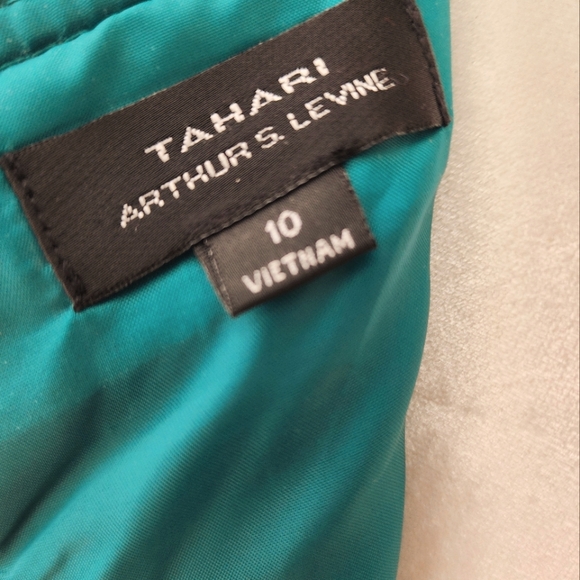 Tahari Emerald Green Summer Cocktail Dress - Picture 6 of 7